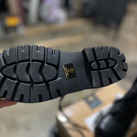 Woman’s Unr8ted Black Firm Combat Boots - Picture 2 of 3